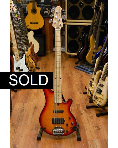 Lakland Skyline 5502 Deluxe Cherry